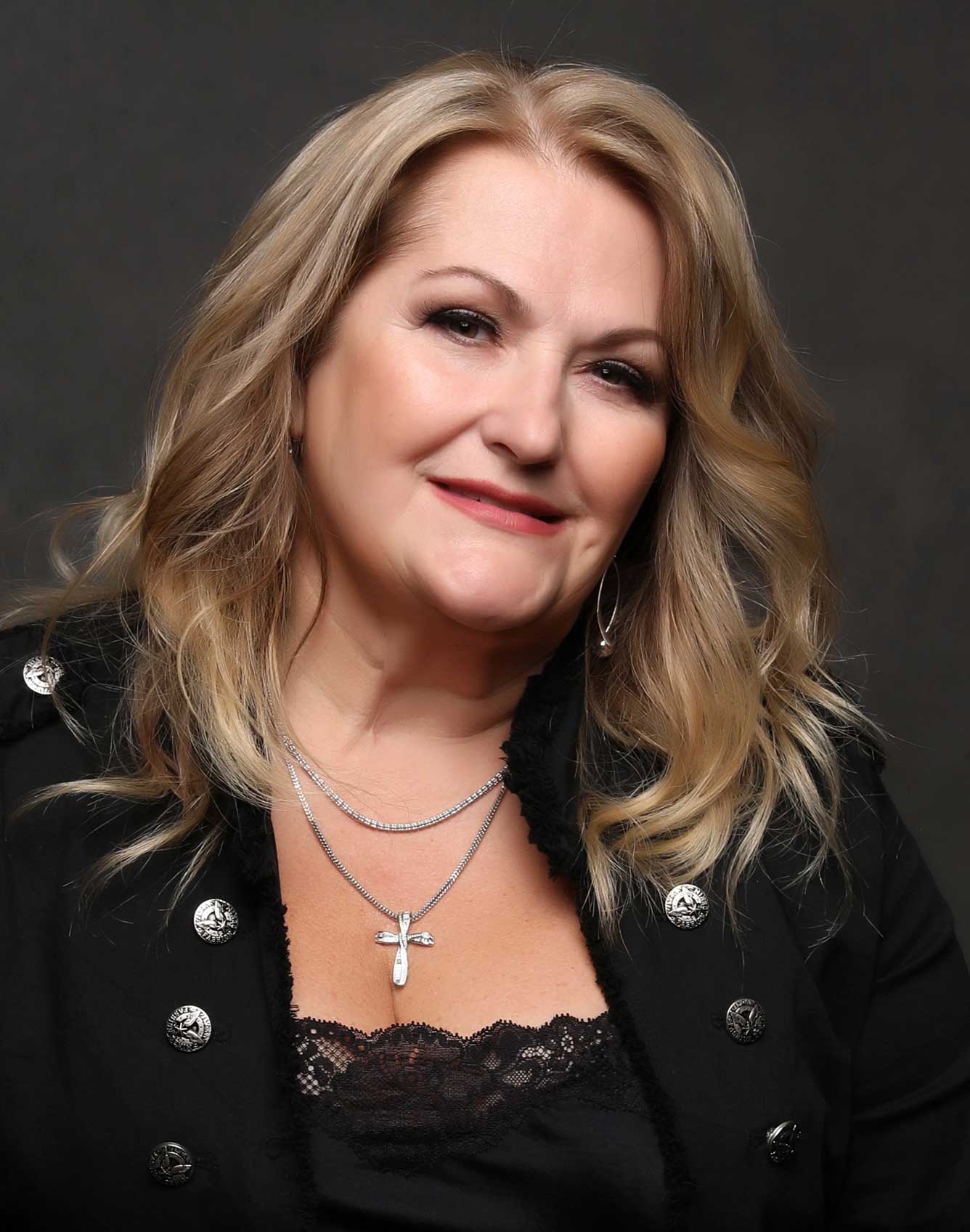 Florina Williams, Band Leader / Vocals